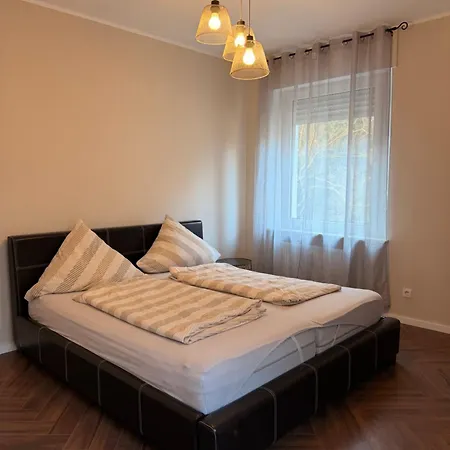 Levelup 5von5 Apartamento